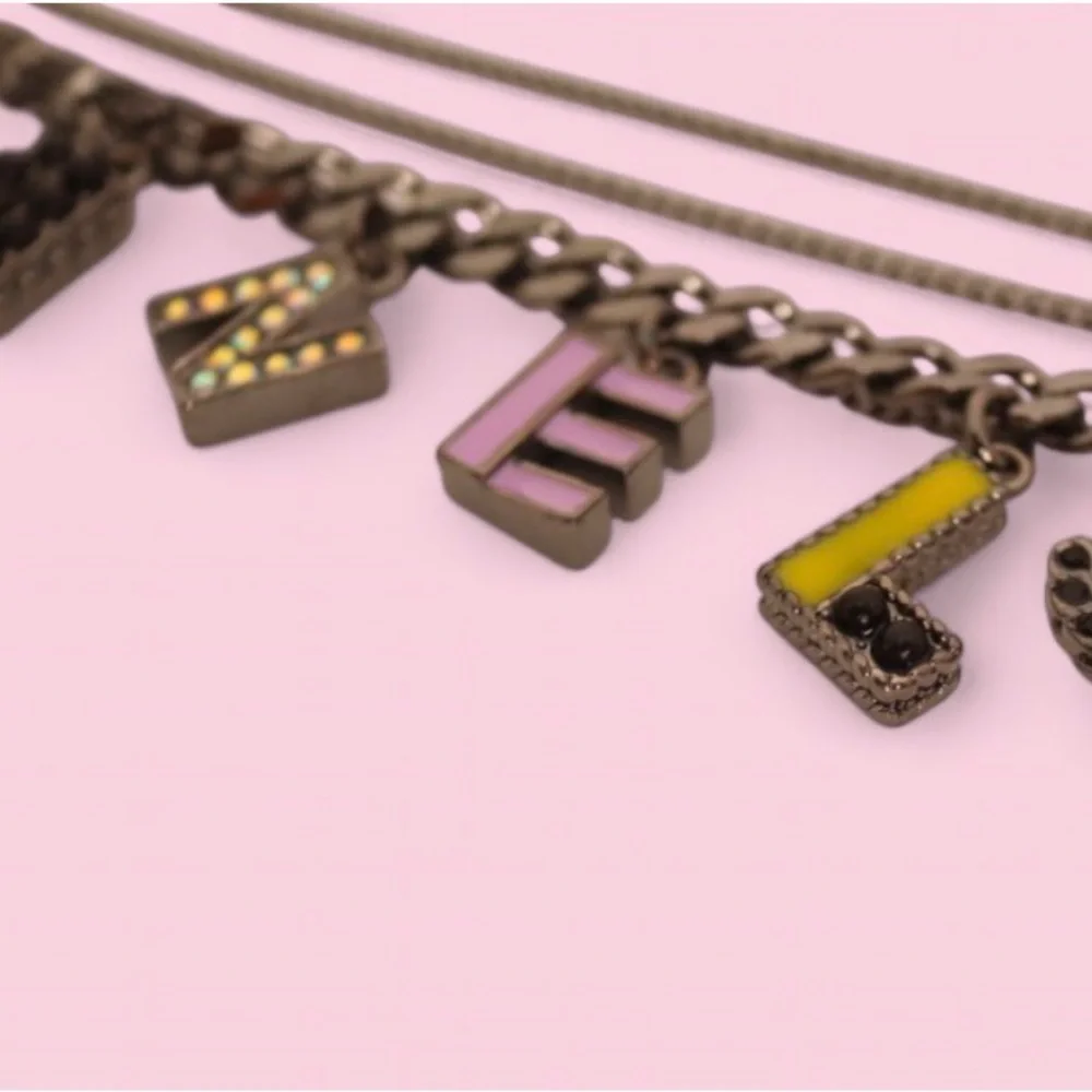 🖤 CC ⛓️ C H A N E L 🪩 Charm (Multi🍬 Chain/Color)Bracelet 💜💟